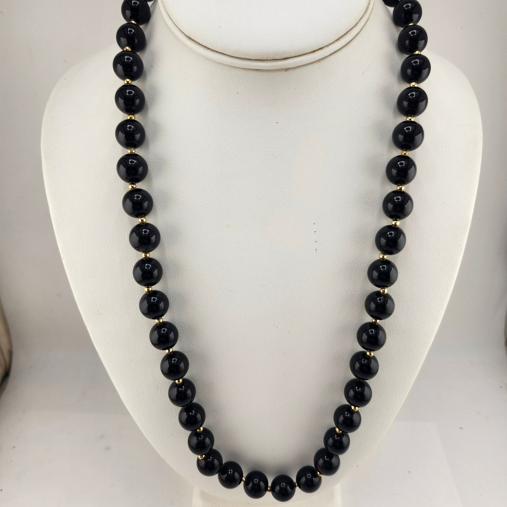 Vintage Black Beaded Necklace Gold Tone Accent Clasp Classic Elegant‎ Jewelry